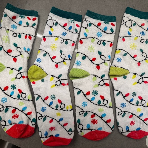 2 Pairs of Festive Holiday Christmas Light Socks - Picture 1 of 2
